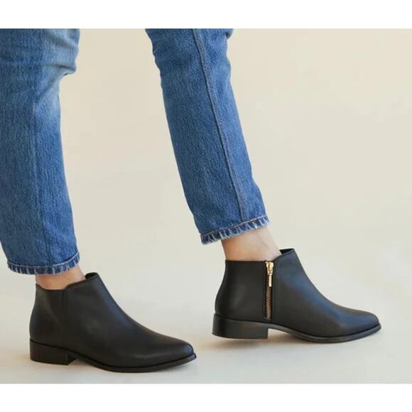 Nisolo Everyday Lana Ankle Boots Black Leather Short Booties 6.5